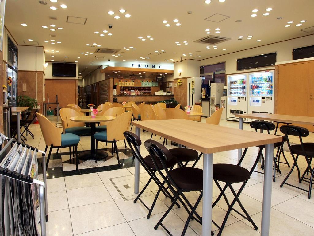 Toyoko Inn Hokkaido Sapporo-Eki Kita-Guchi Exterior photo
